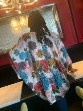 Load image into Gallery viewer, Satin Garden Floral Kimono
