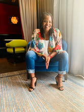 Load image into Gallery viewer, Satin Garden Floral Kimono